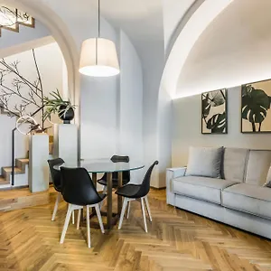 Ferrini - Piazza Trento Apartamento